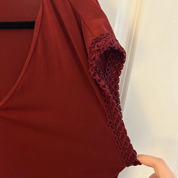 Express size medium burgundy red shirt - Picture 7 of 9